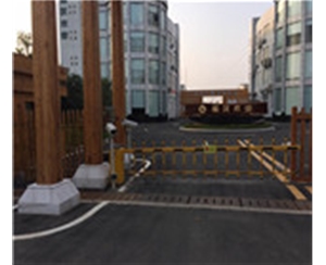 福漢木業(yè)車輛識(shí)別系統(tǒng)